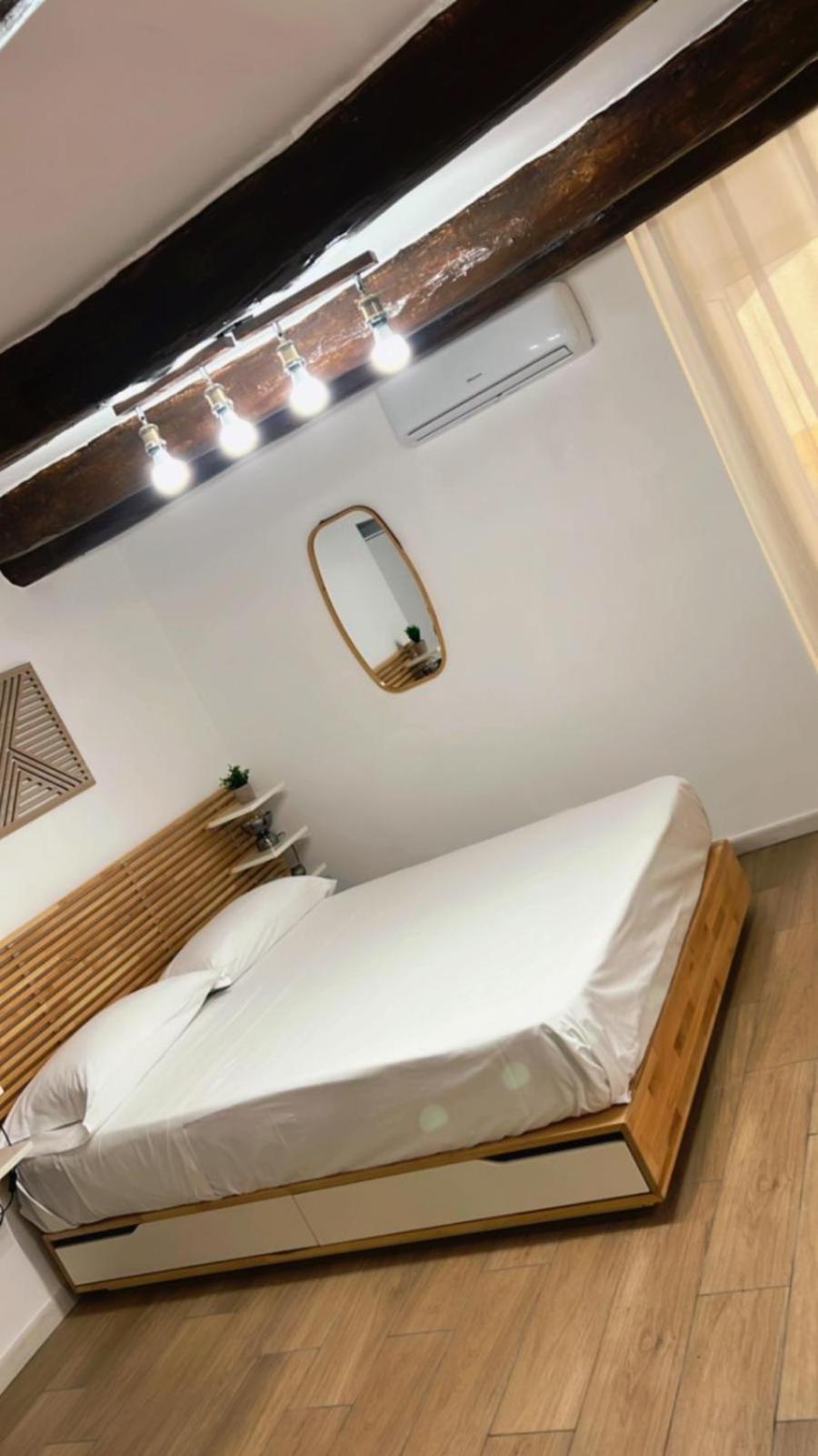 La Dimora Di Piazza Bellini Appartement